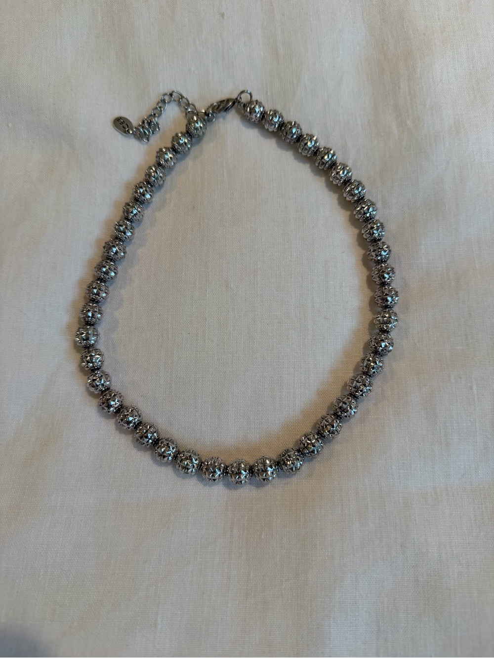 Heavy Silver Tone Etched Ball Bead Necklace